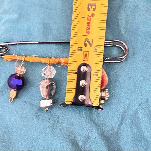 Safety Pin With Charms Brooch With Handmade Glass Beads & Crystal Multicolored - Picture 6 of 7